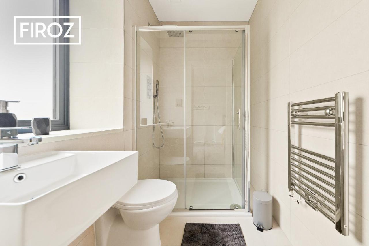 Spacious 4 Bedroom 3 Bath House For Families & Contractors With Free Parking, Fast Wi-Fi & Netflix By Firoz Property Management Leeds  Zewnętrze zdjęcie