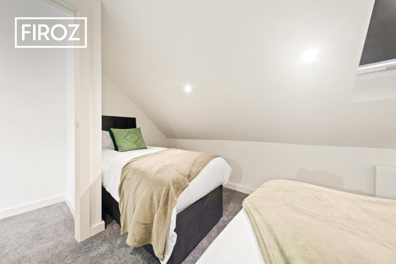 Spacious 4 Bedroom 3 Bath House For Families & Contractors With Free Parking, Fast Wi-Fi & Netflix By Firoz Property Management Leeds  Zewnętrze zdjęcie