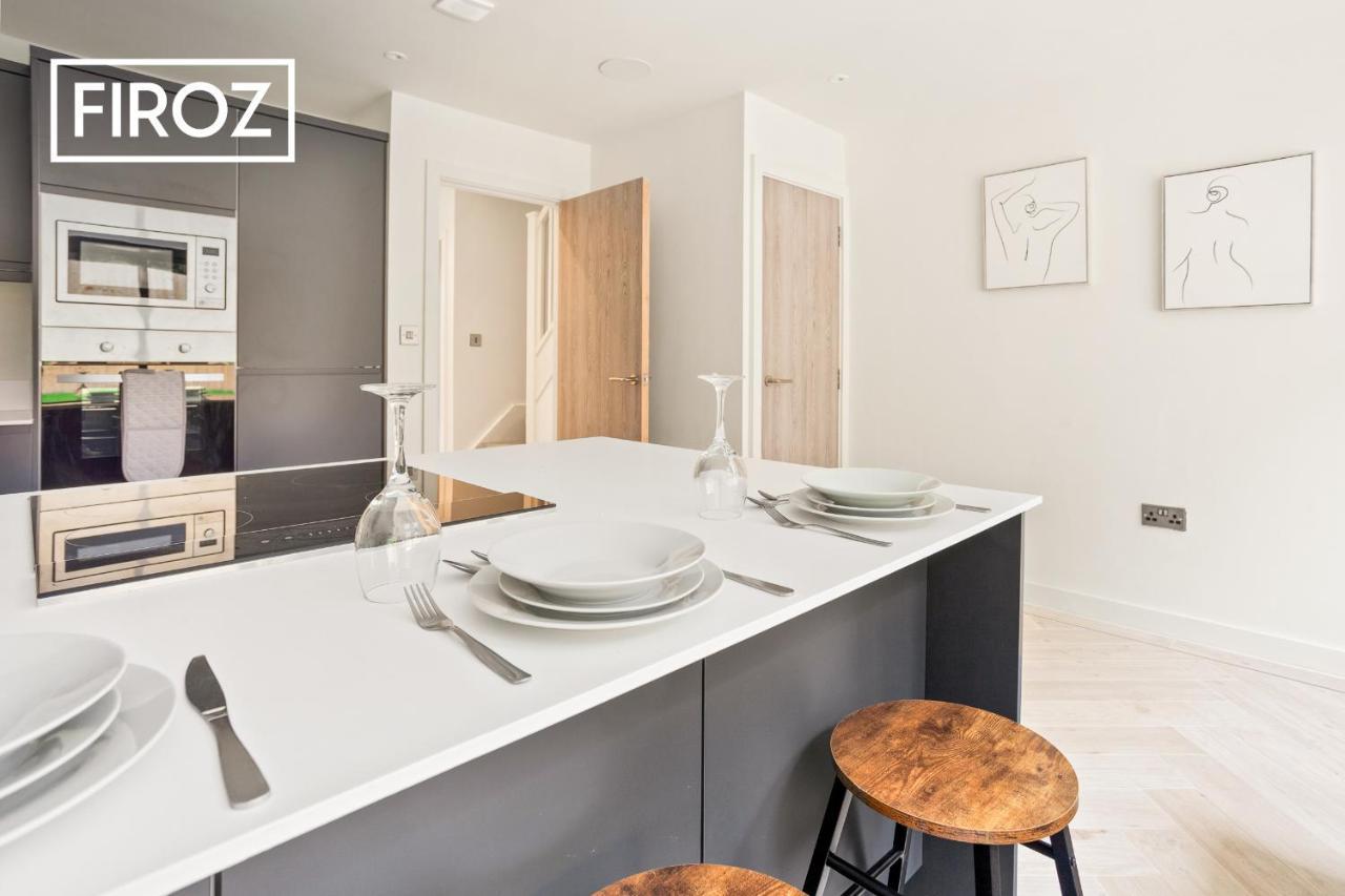 Spacious 4 Bedroom 3 Bath House For Families & Contractors With Free Parking, Fast Wi-Fi & Netflix By Firoz Property Management Leeds  Zewnętrze zdjęcie