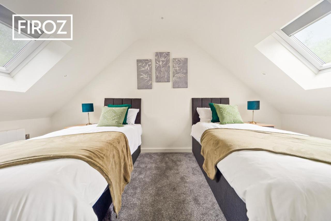 Spacious 4 Bedroom 3 Bath House For Families & Contractors With Free Parking, Fast Wi-Fi & Netflix By Firoz Property Management Leeds  Zewnętrze zdjęcie