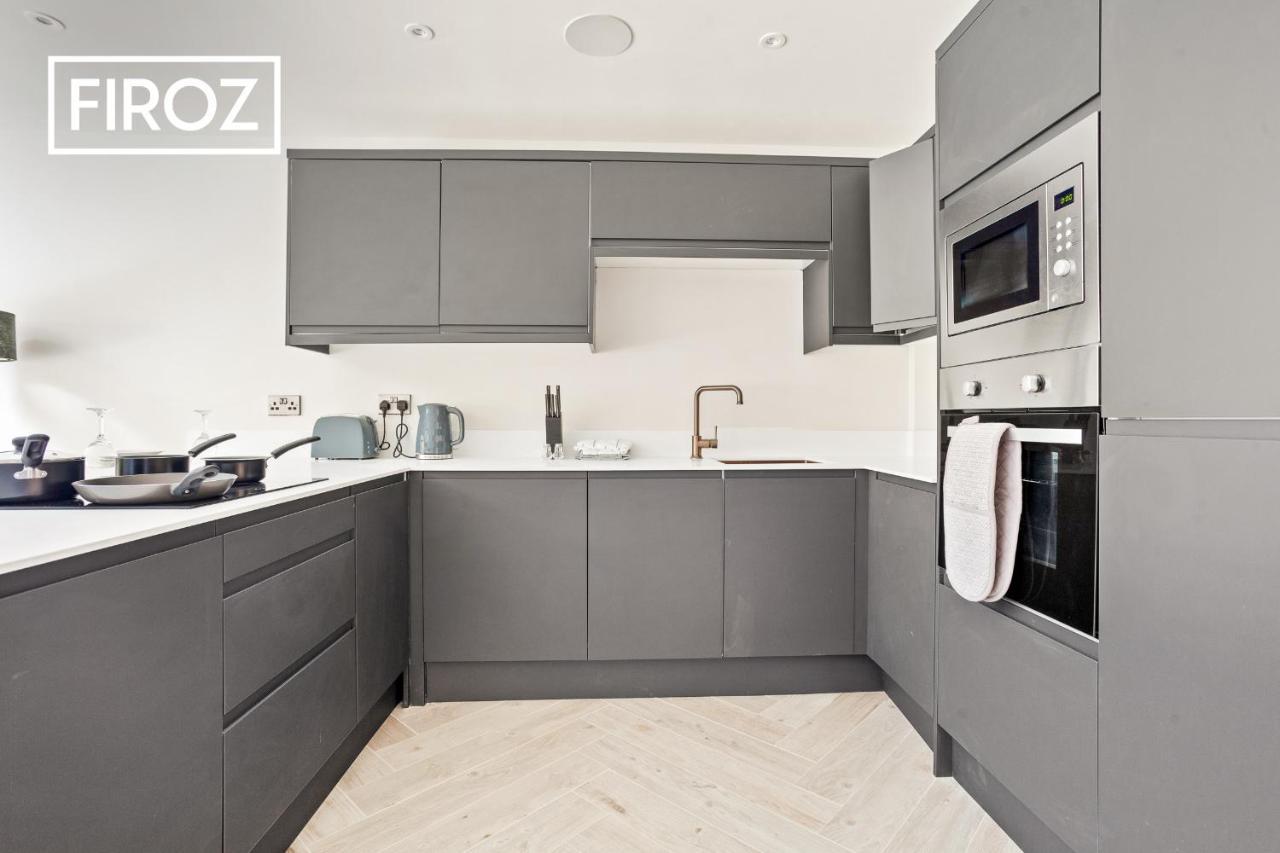 Spacious 4 Bedroom 3 Bath House For Families & Contractors With Free Parking, Fast Wi-Fi & Netflix By Firoz Property Management Leeds  Zewnętrze zdjęcie